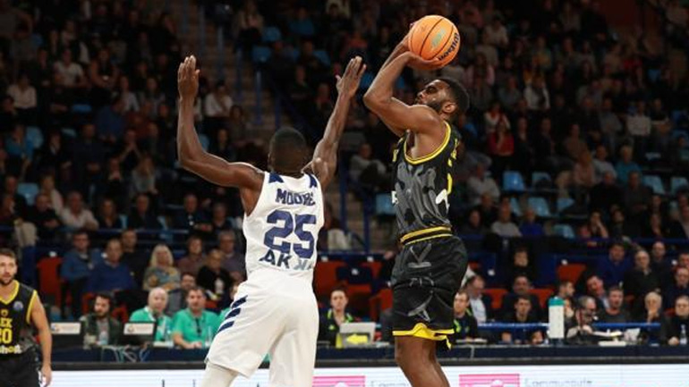 Άλωσε την έδρα της Ορτέζ η ΑΕΚ